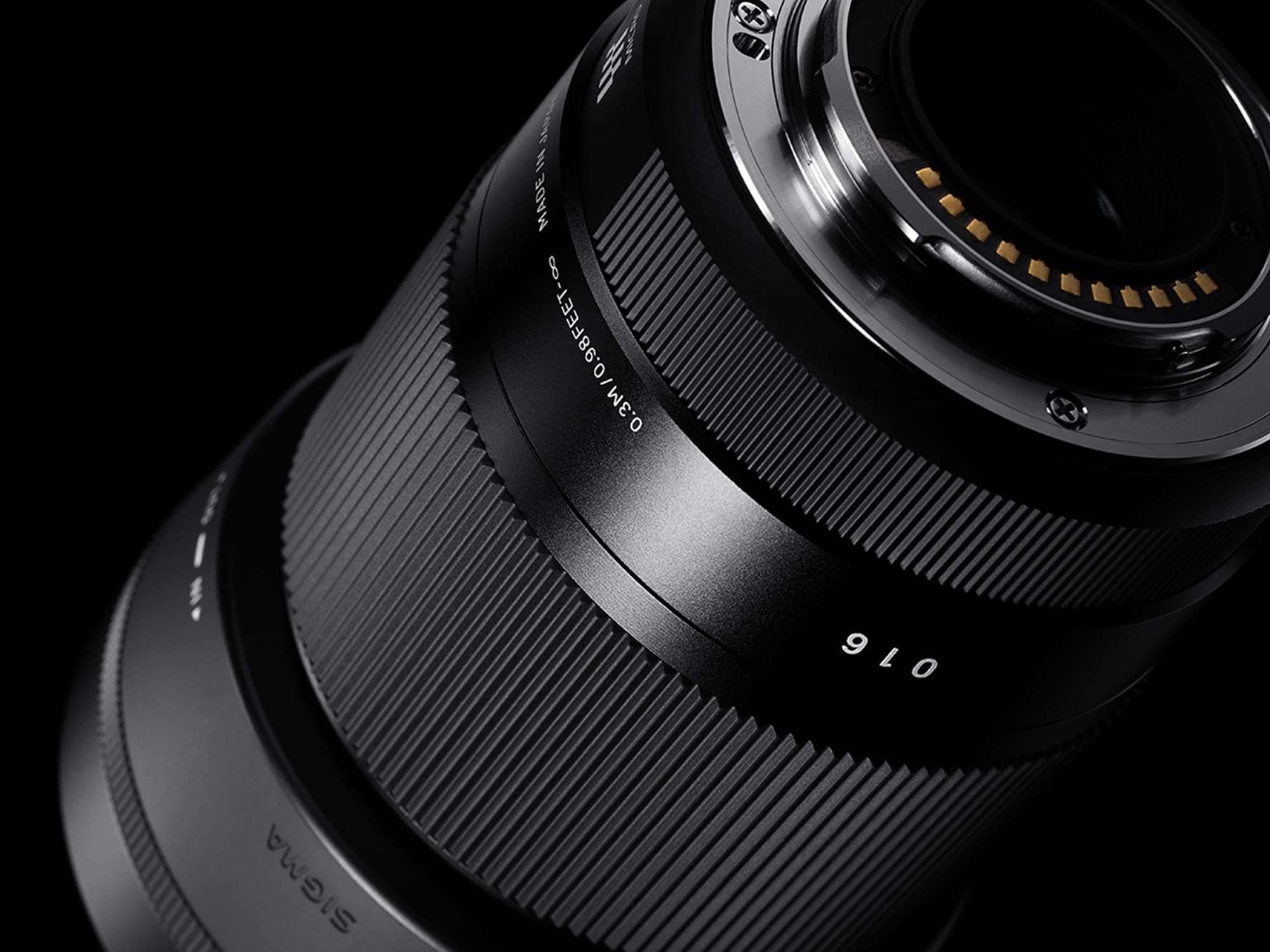 30mm F1.4 DC DN - SIGMA CORPORATION