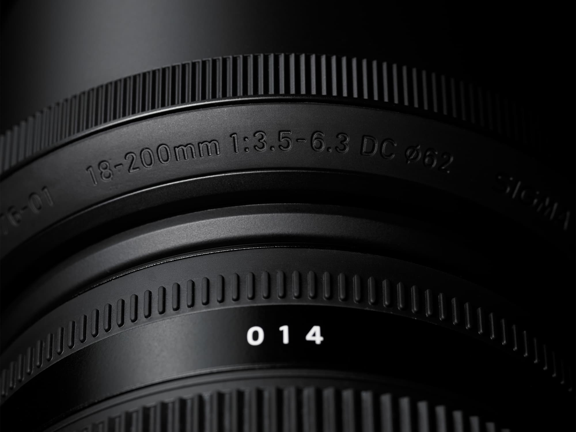 18-200mm F3.5-6.3 DC MACRO OS HSM - SIGMA CORPORATION